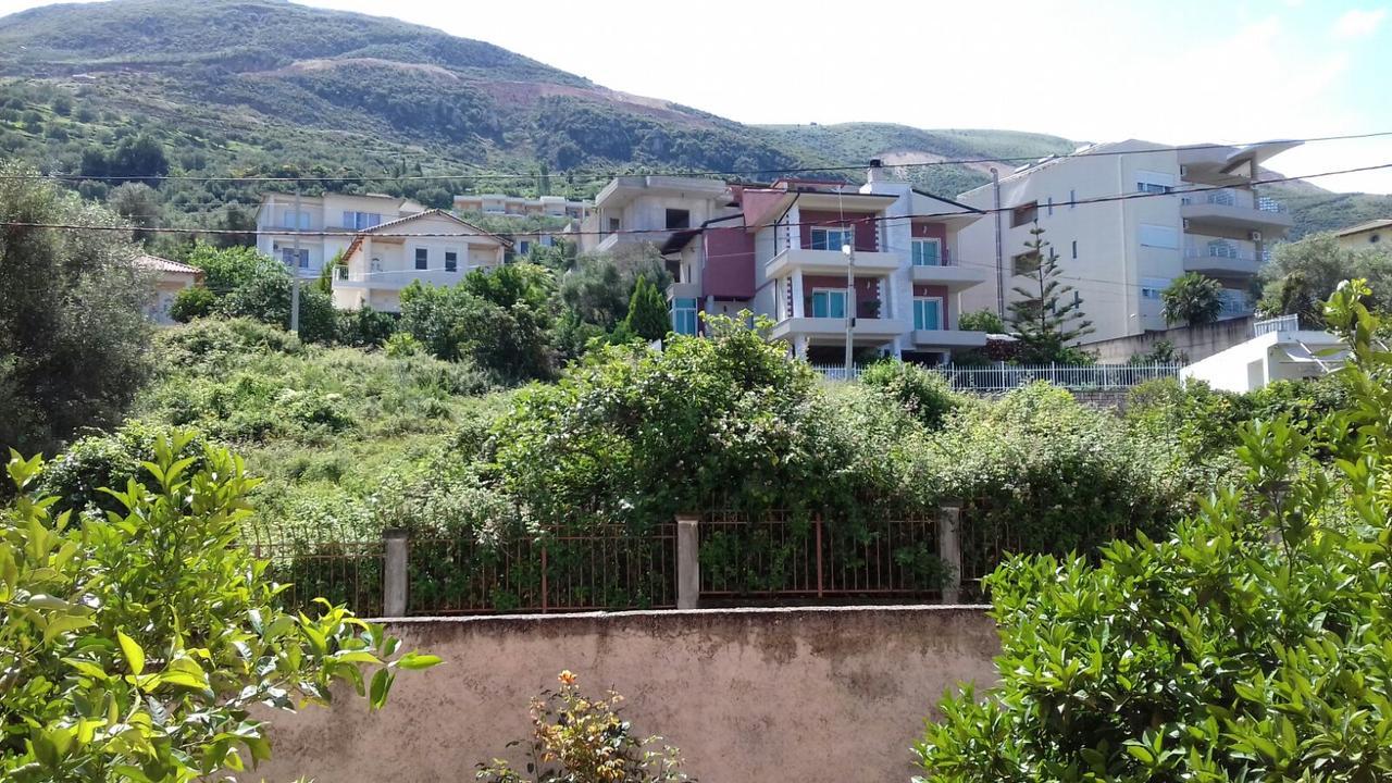 Vila Kristal Vlora Buitenkant foto